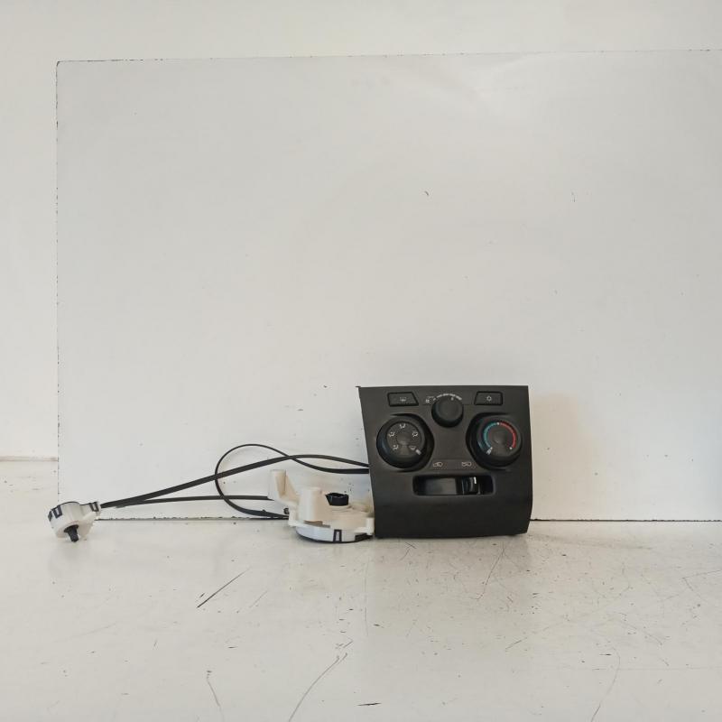 heater/aircon controls