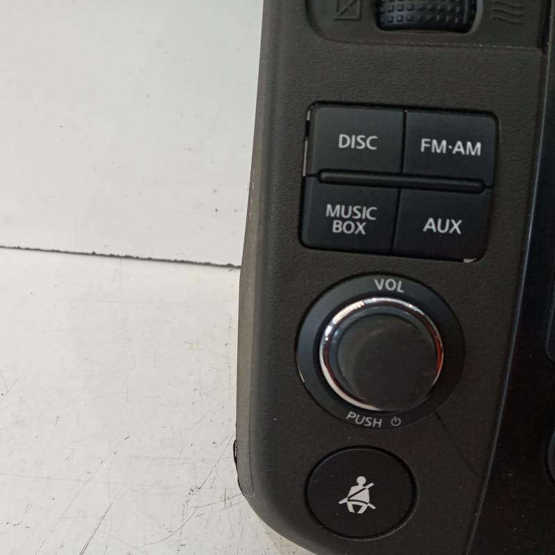 stereo/head unit