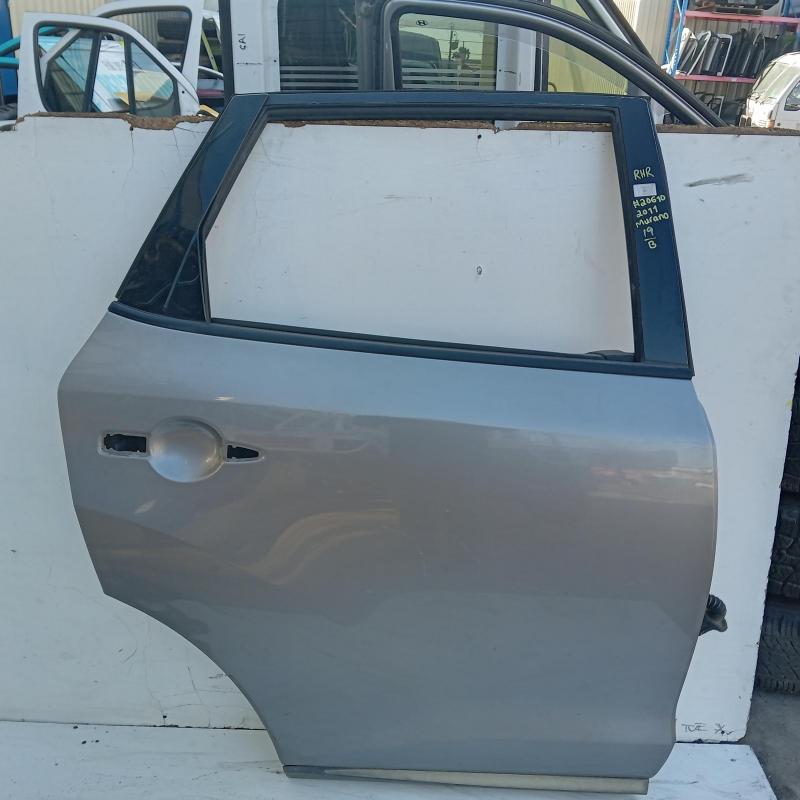 door/sliding rear right