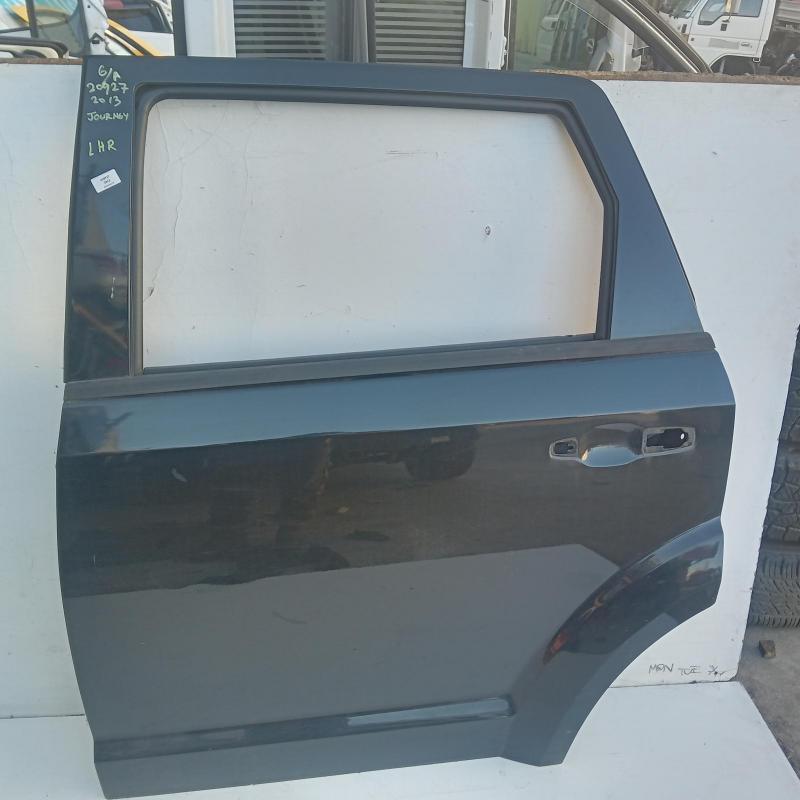 door/sliding rear left