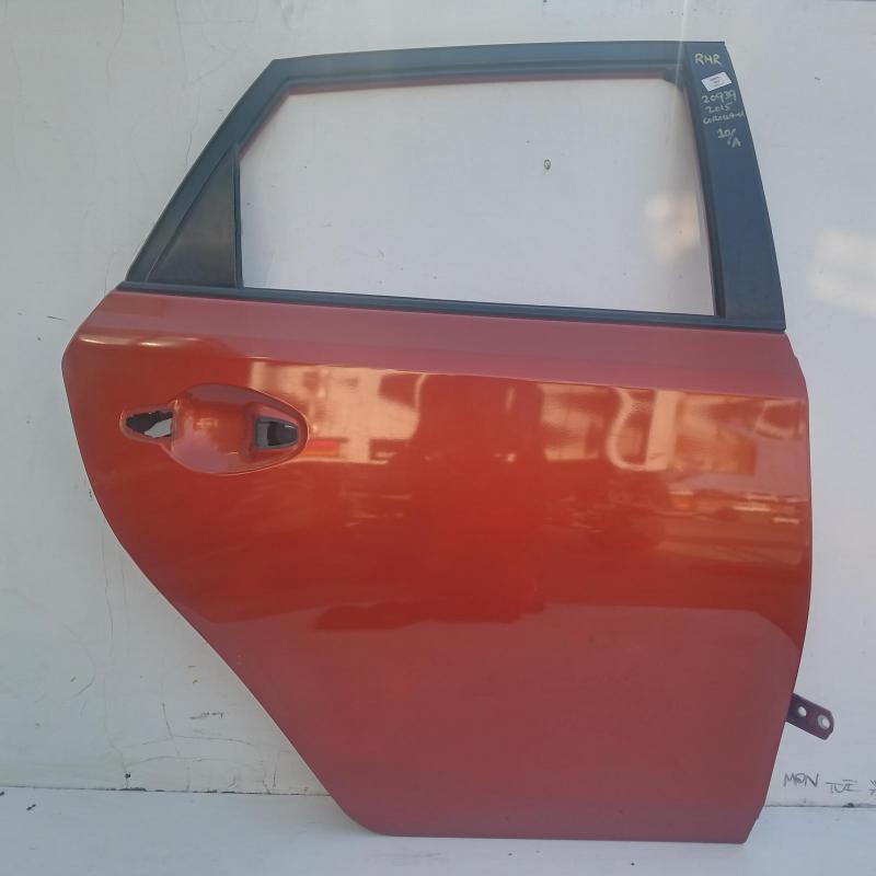 door/sliding rear right