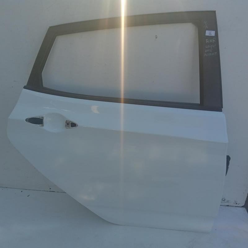 door/sliding rear right