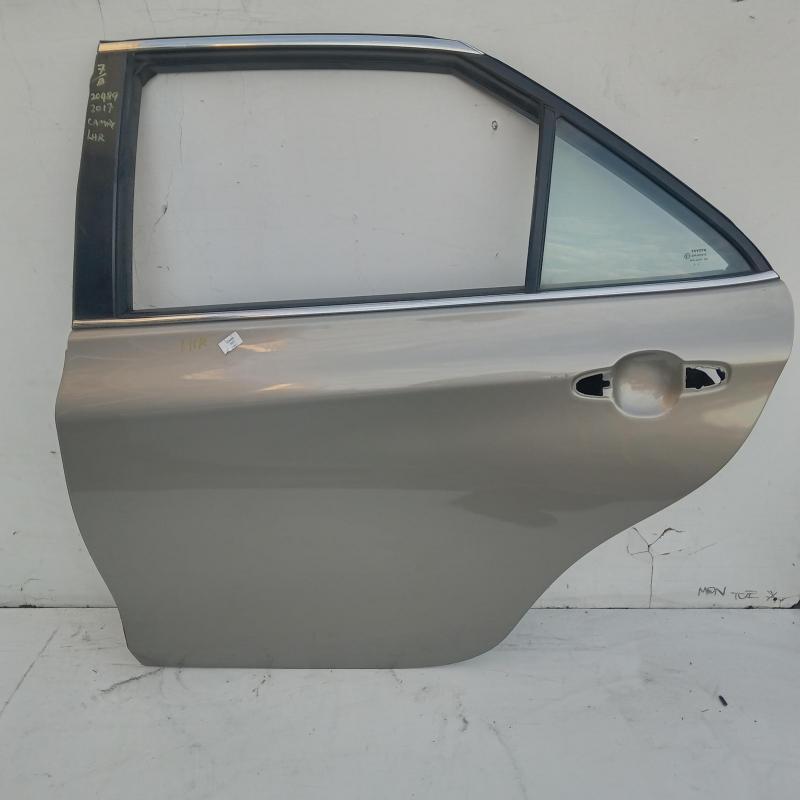 door/sliding rear left