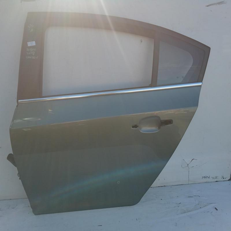 door/sliding rear left