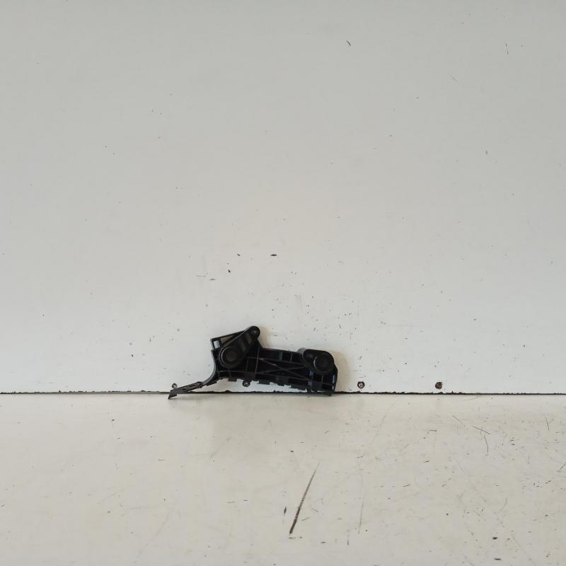 miscellaneous bracket