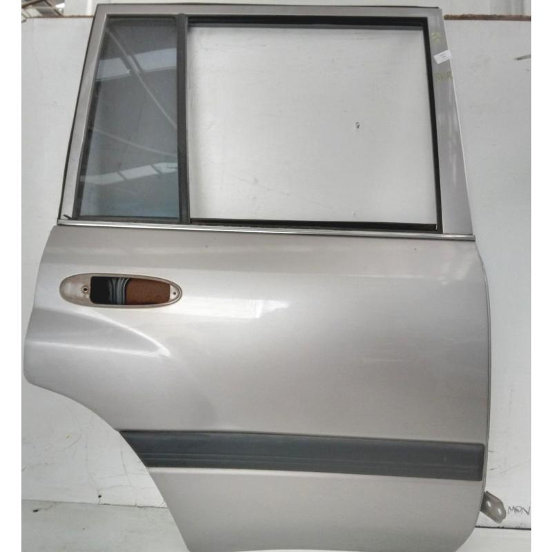 door/sliding rear right