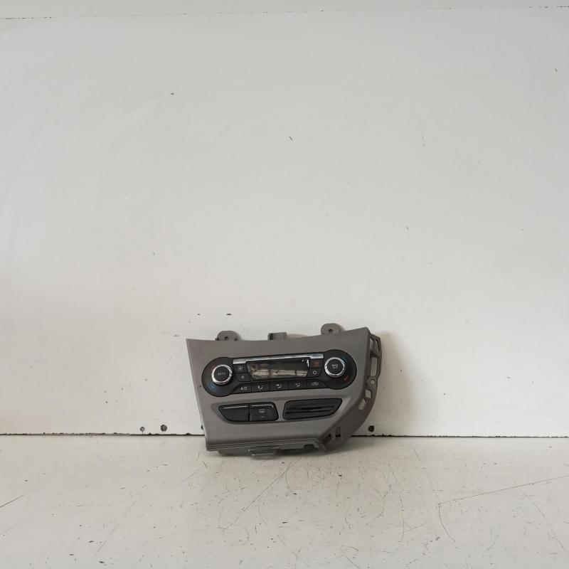 heater/aircon controls