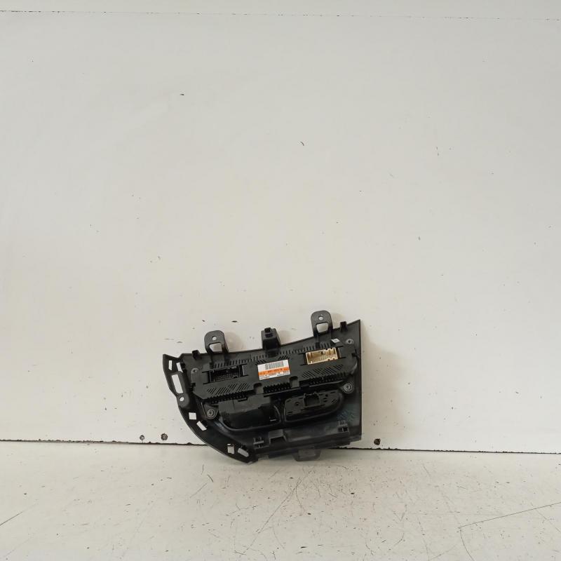 heater/aircon controls