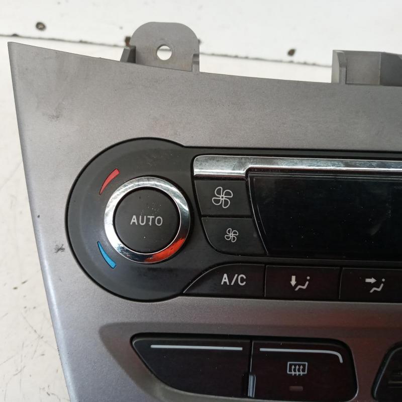 heater/aircon controls