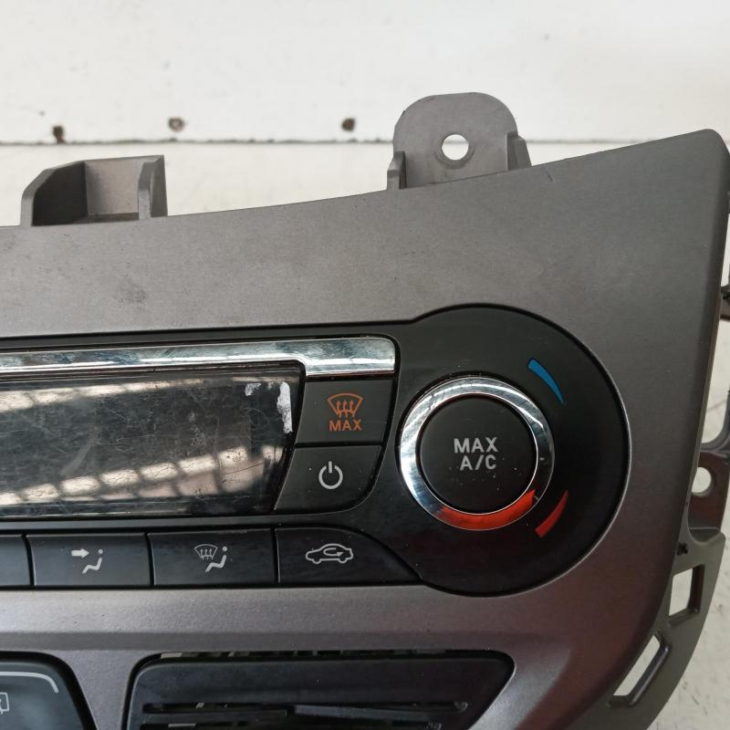 heater/aircon controls