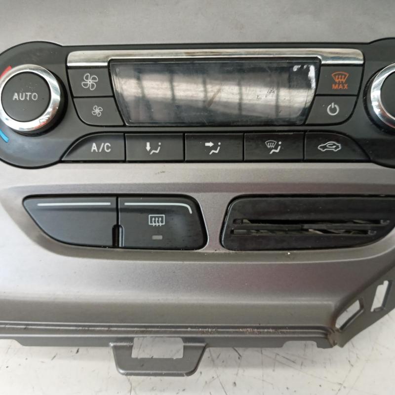 heater/aircon controls