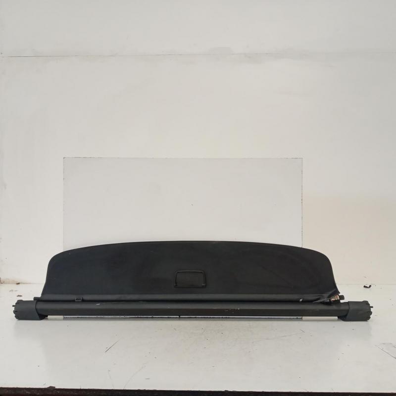 parcel shelf