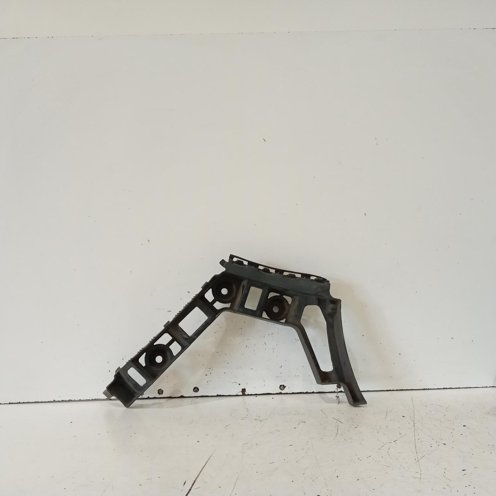 Result Miscellaneous Bracket for Volkswagen Golf|Aus Auto Parts(1011)