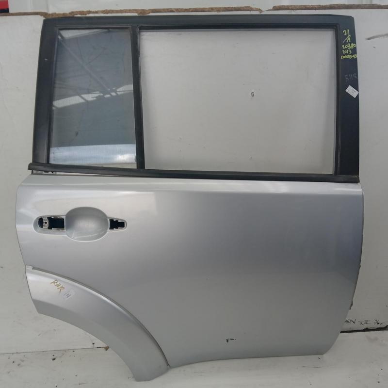 door/sliding rear right