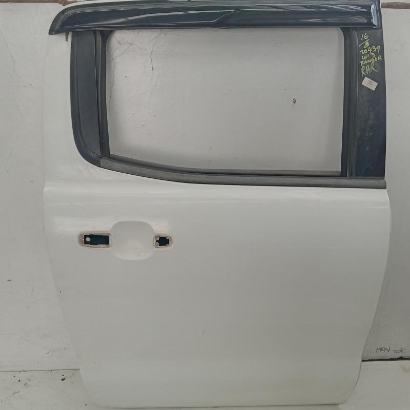 door/sliding rear right