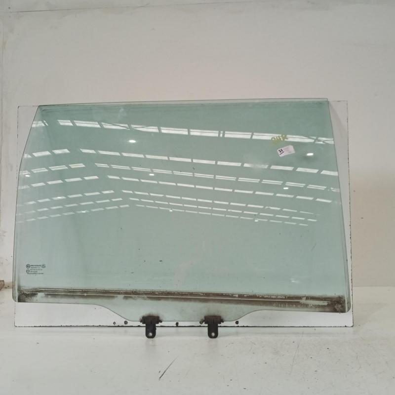 door window rear right