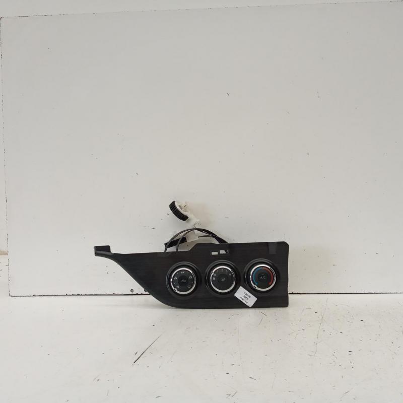 heater/aircon controls