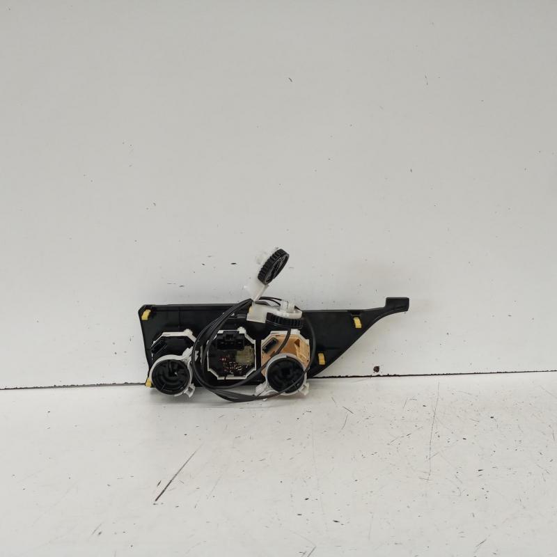 heater/aircon controls