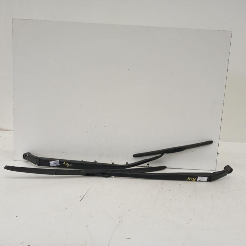 wiper arm