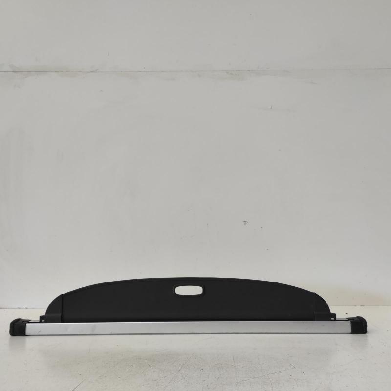 parcel shelf