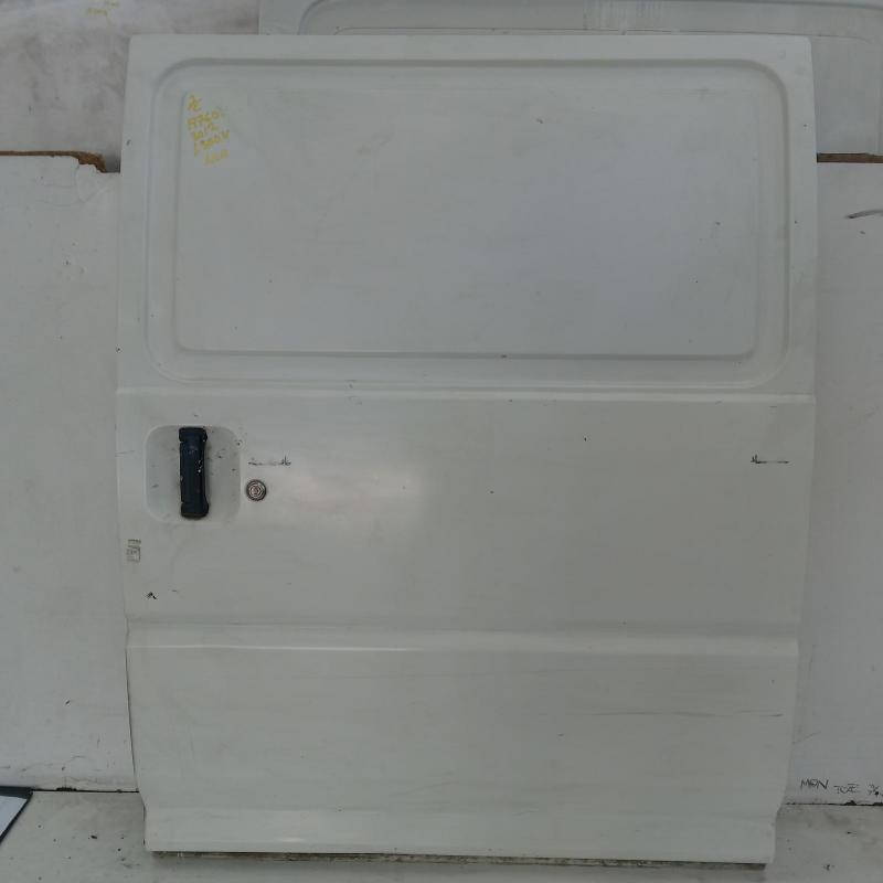 door/sliding rear left