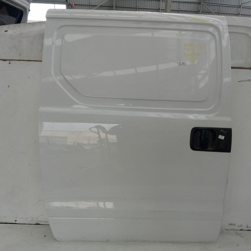 door/sliding rear right