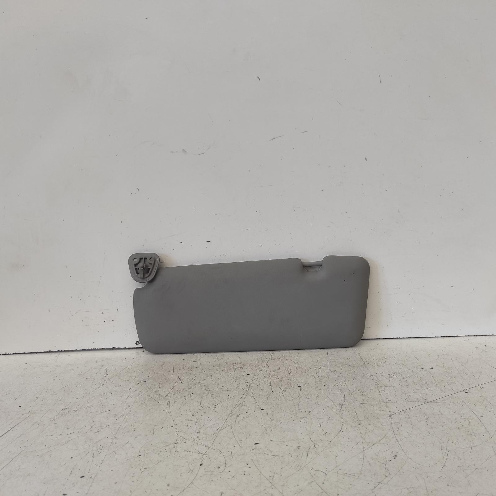 Camry Sunvisor 1997-2002 sk20,rh side,08/97-08/02 00020695 #618694