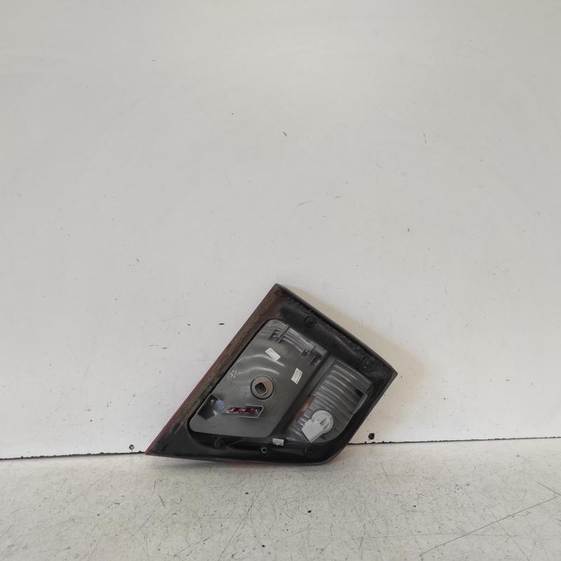 trang trí phía sau