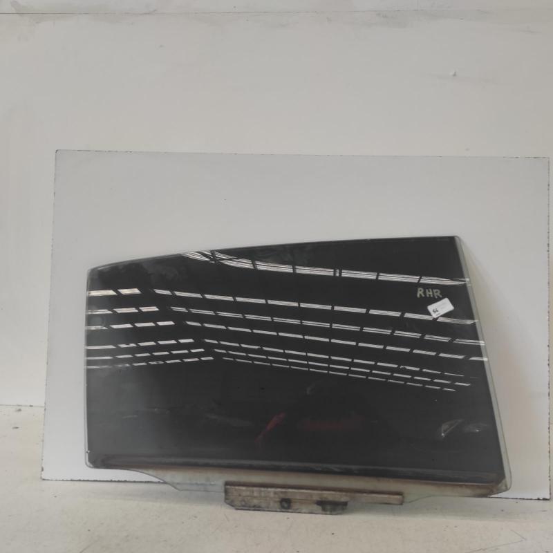 door window rear right