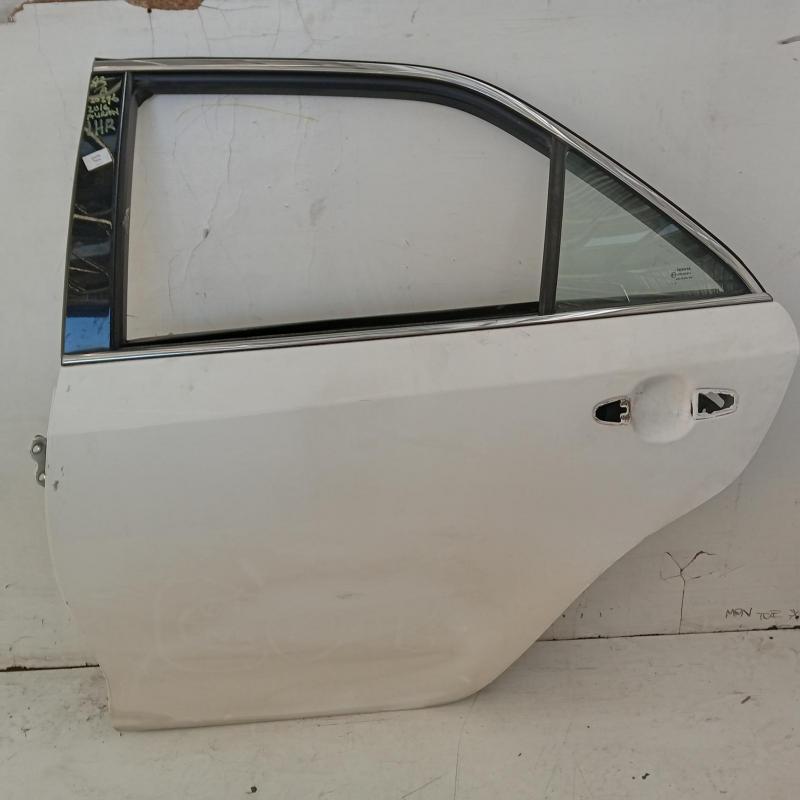 door/sliding rear left