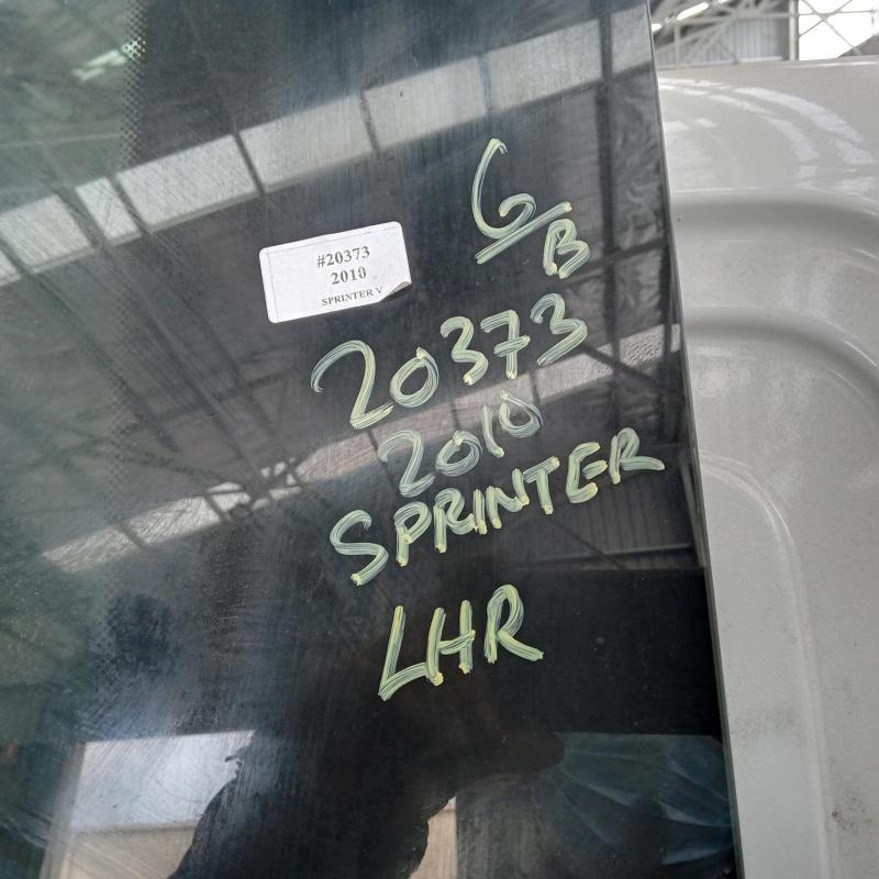 door/sliding rear left