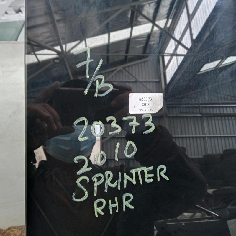 door/sliding rear right