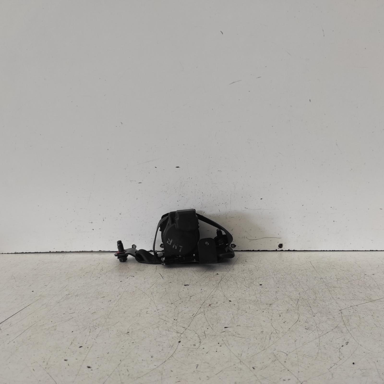 I30 Seat Belt Stalk 2012-2017 lh rear,seat belt only,gd,hatch,03/12-02/17 00020926 #619048