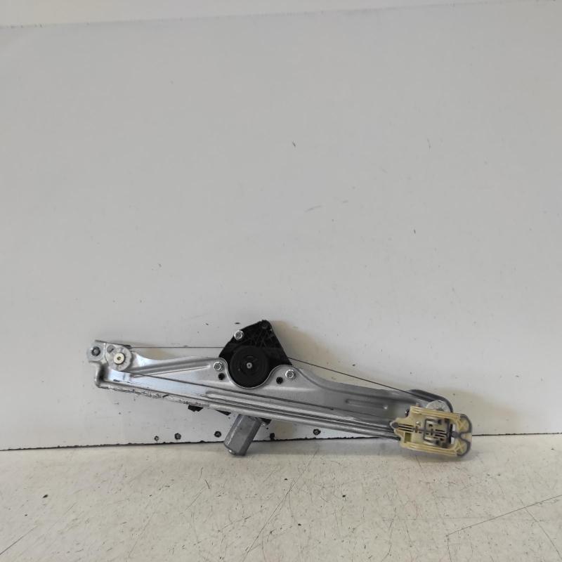 window regulator/motor rear left