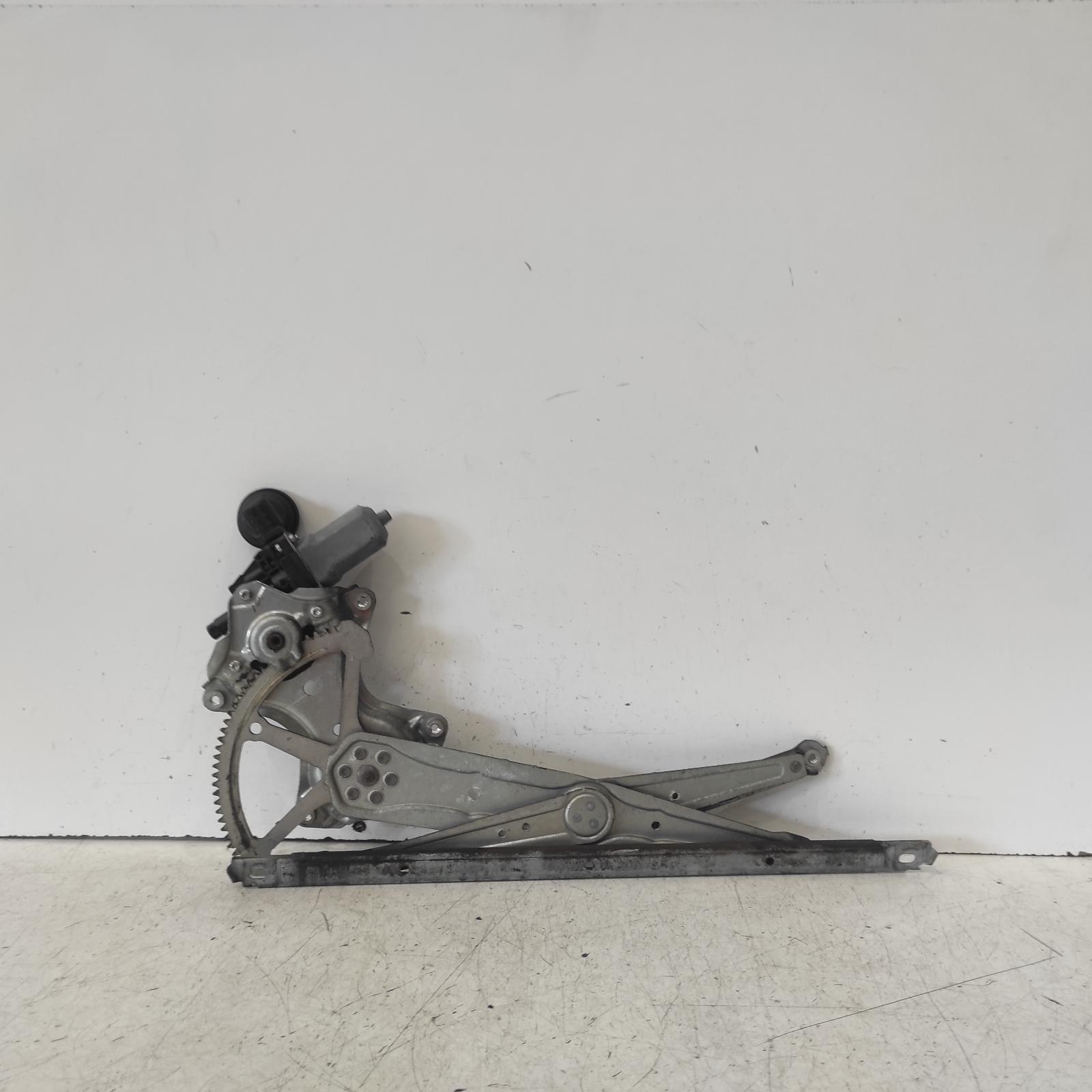 Aurion Window Regulator/motor Front Left 2012-2017 power,gsv50r,02/12-08/17 00020977 #619778