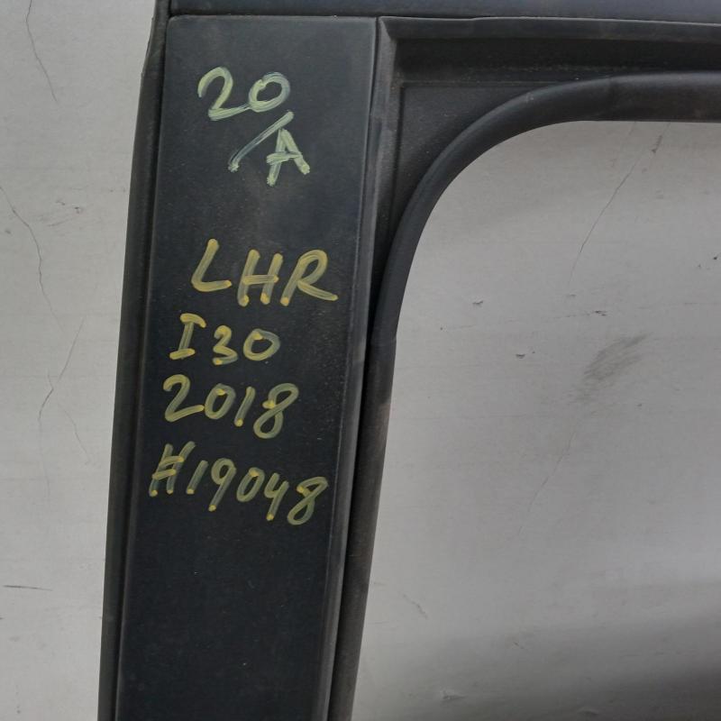 door/sliding rear left