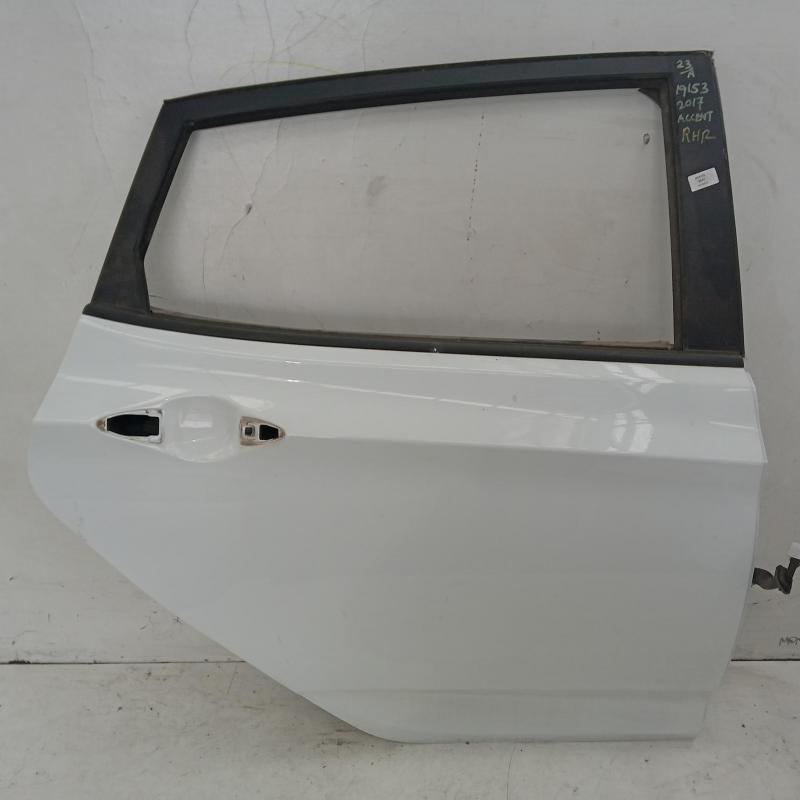 door/sliding rear right