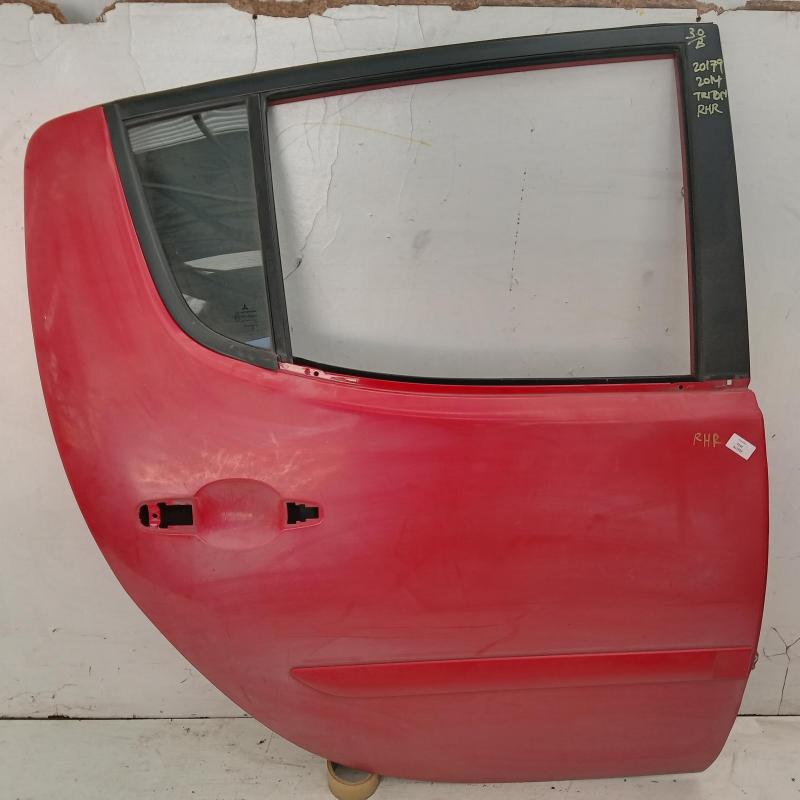 door/sliding rear right