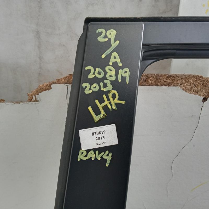 door/sliding rear left