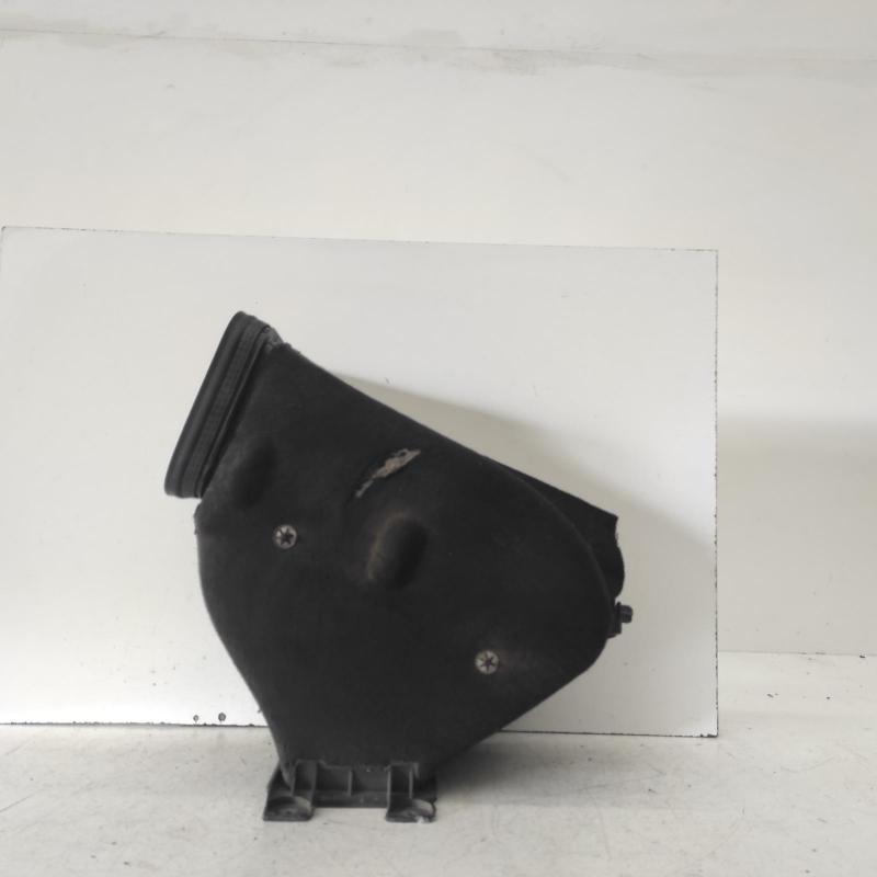 air cleaner duct/hose