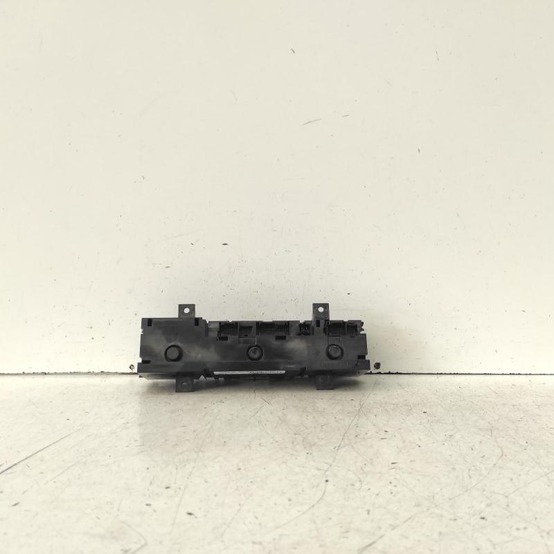 heater/aircon controls