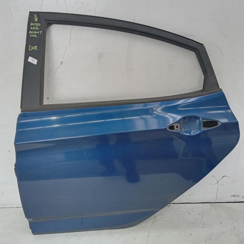 door/sliding rear left