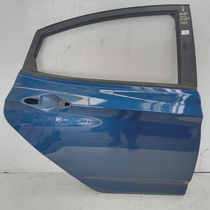 door/sliding rear right