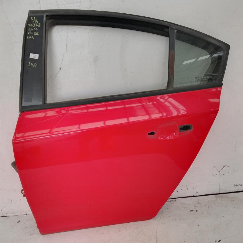 door/sliding rear left