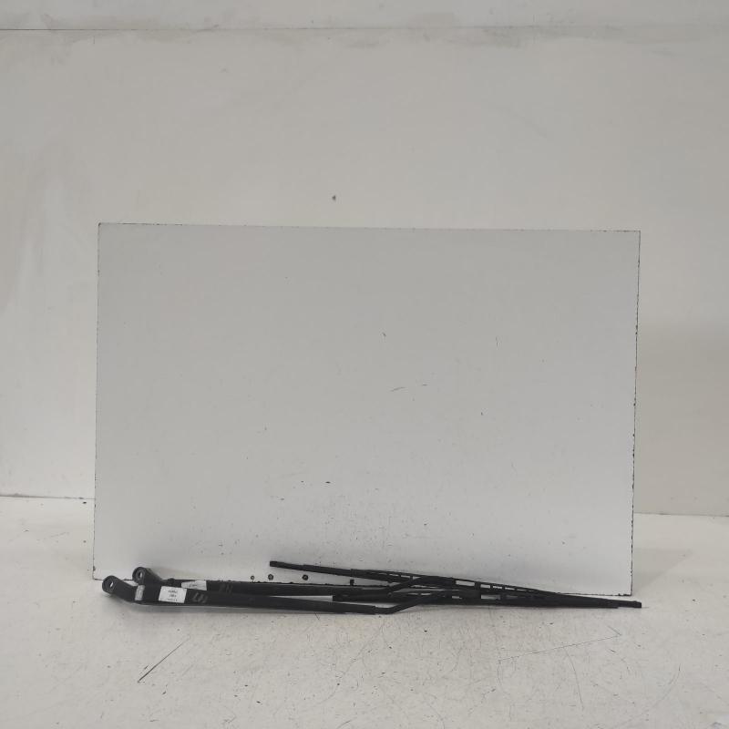 wiper arm