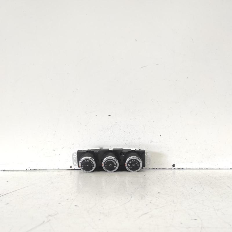 heater/aircon controls