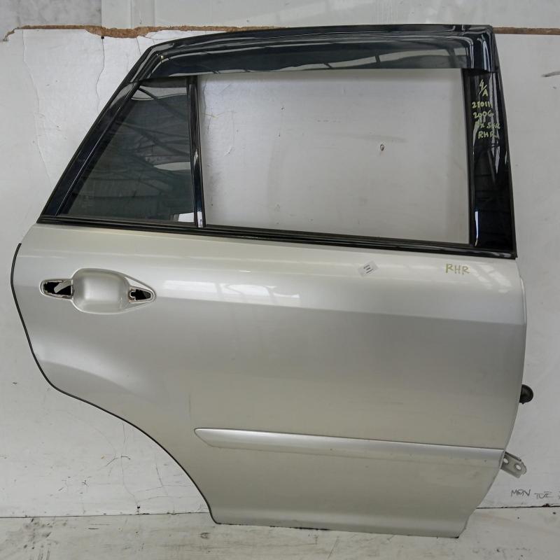 door/sliding rear right