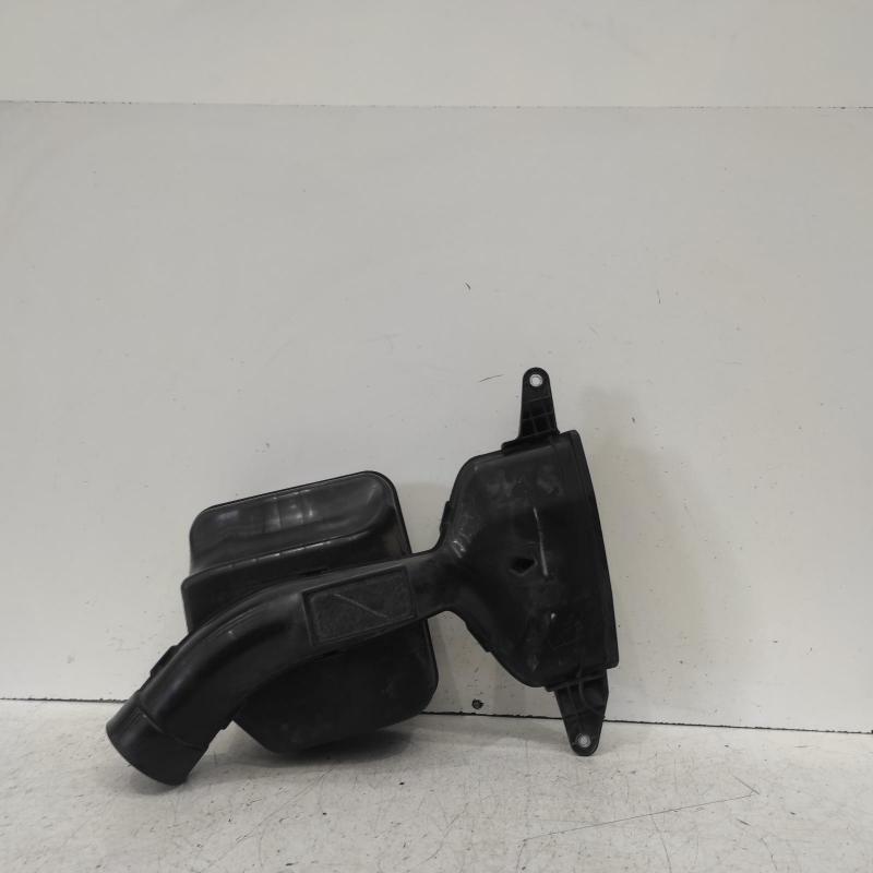 air cleaner duct/hose