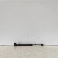 bonnet hinge/strut