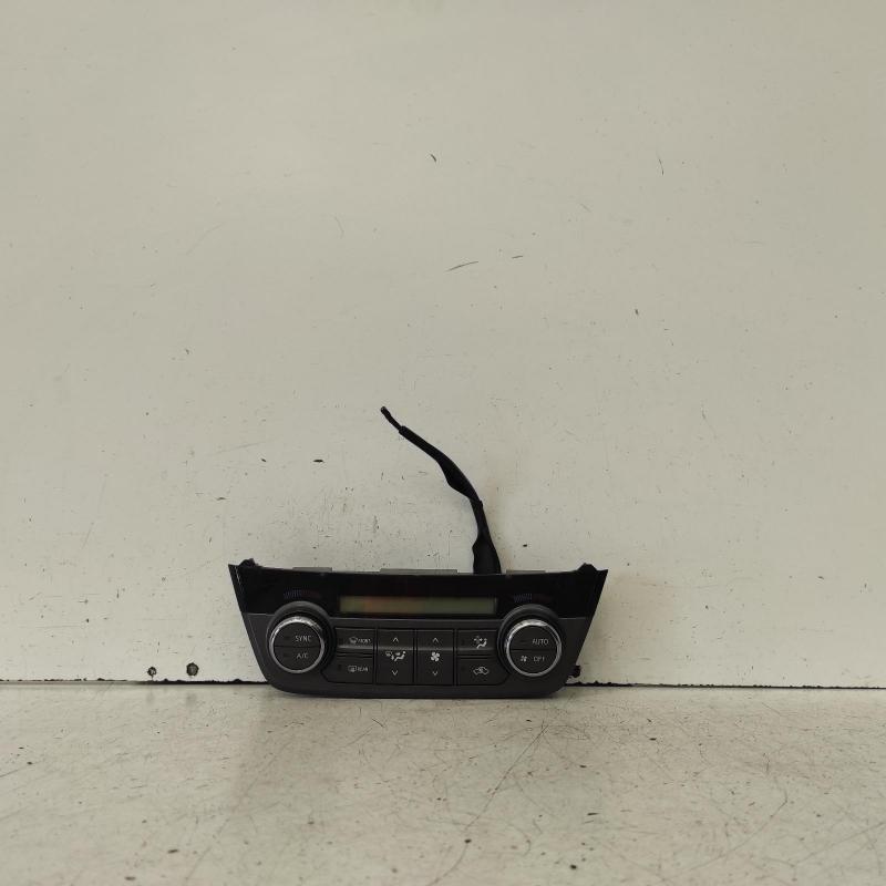 heater/aircon controls